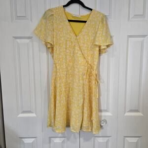 LC Lauren Conrad Modern Wrap Mini Dress Flutter Sleeve Medium Butter Yellow